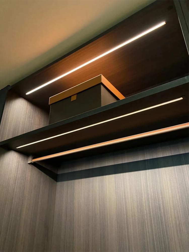 Linear Profile Light 10mm With Collar ( Rs 3200/ Length 10 Feet Complete with LED Strip)