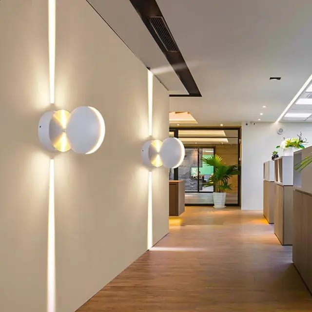 Ultra Modern Wall / Ceiling Mounted Lamp